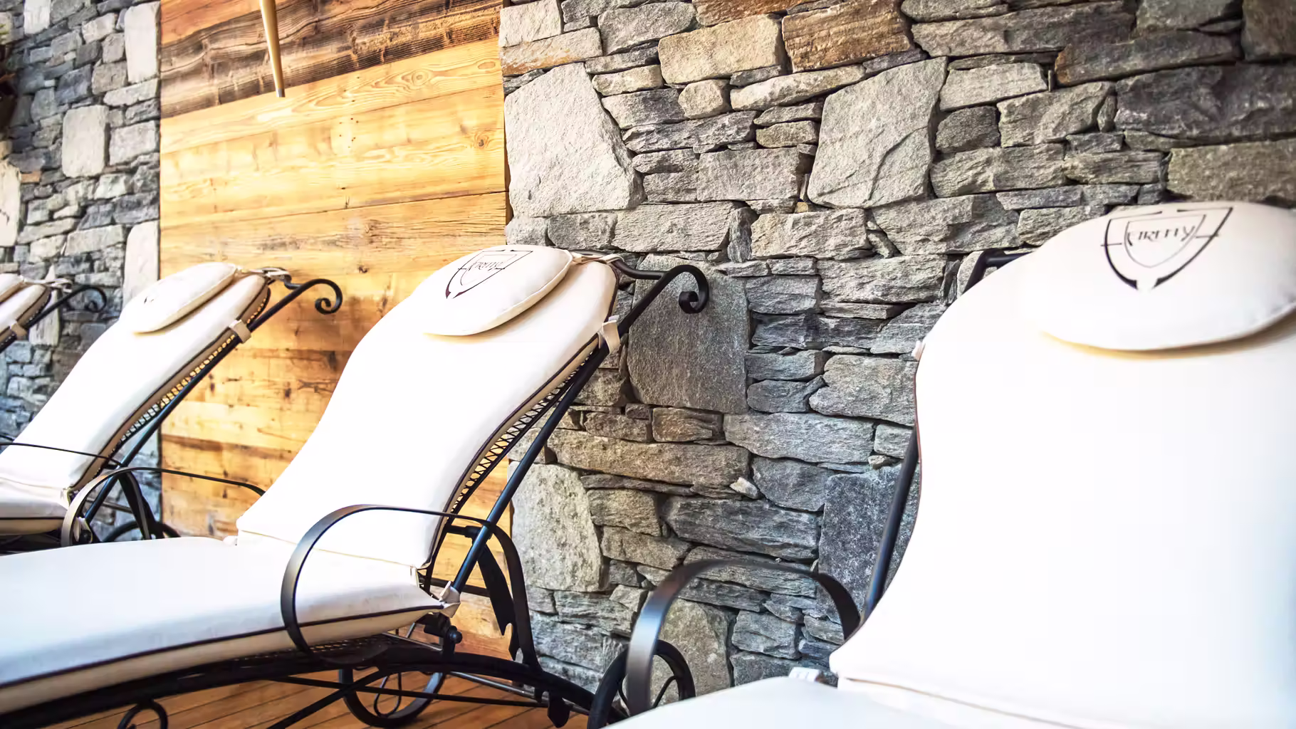 relax-wellness-firefly-zermatt-switzerland-hotel.avif