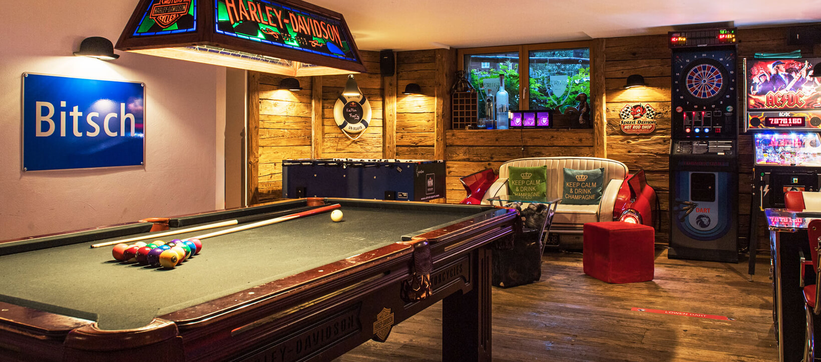 gameroom-hotel-firefly-zermatt-switzerland-bar55.jpg