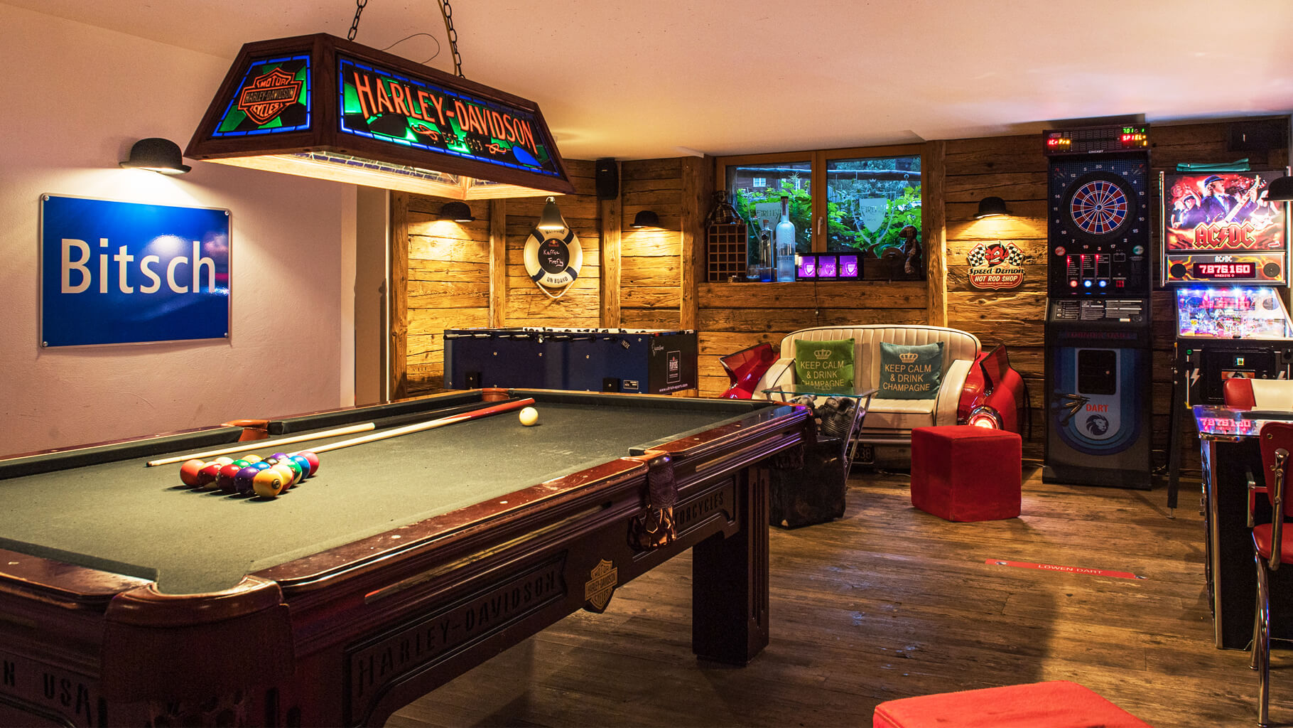 gameroom-hotel-firefly-zermatt-switzerland-bar55.jpg